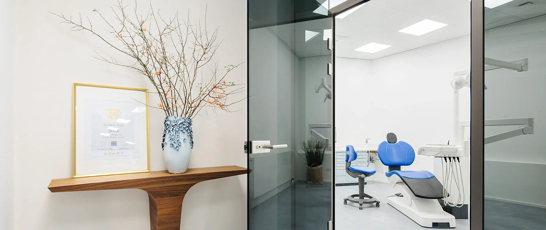 Behandlungszimmer der Zahnarztpraxis am Vorstadtplatz